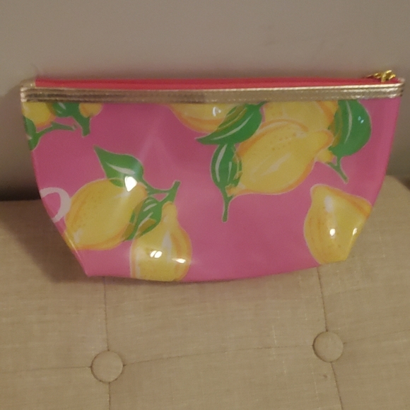 Lilly Pulitzer x Estee Lauder Cosmetic Bag - Picture 4 of 6